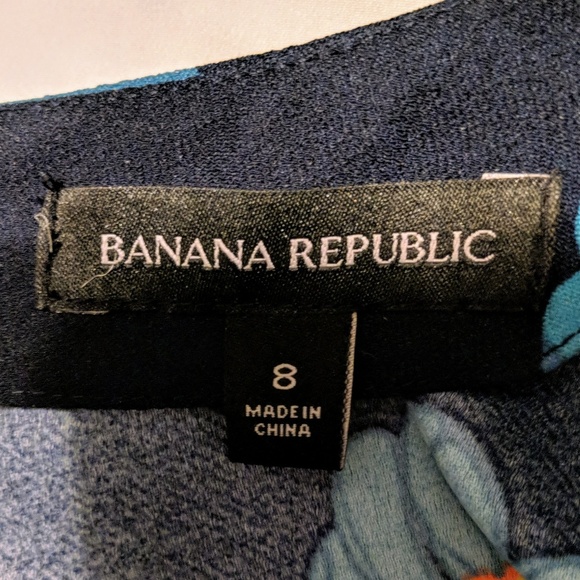 Stunning Banana Republic Dress - Picture 4 of 4